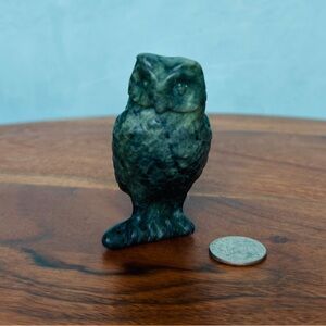 Natural Jade Stone Owl Figurine Nature Gift Palm Worry Stone Display